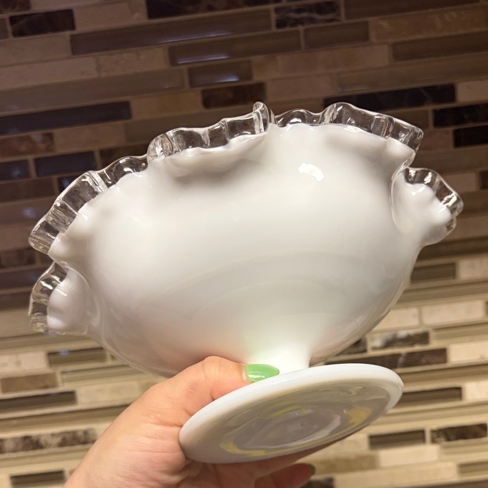 Fenton Silvercrest Milk Glass Pedestal Compote Bowl - Picture 7 of 9